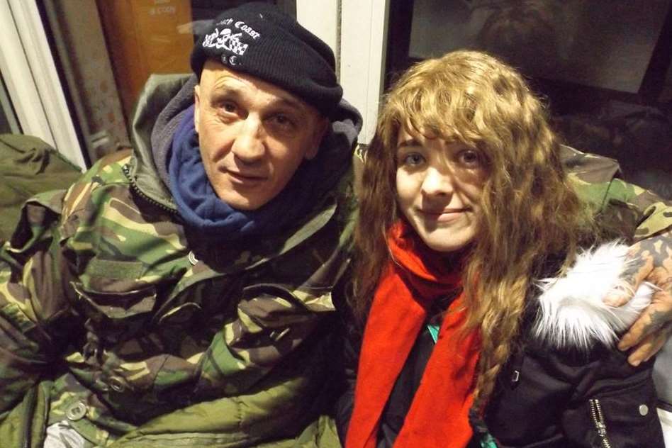 John Ashman visited by Kelly Turner. He is sleeping rough to raise money for her.