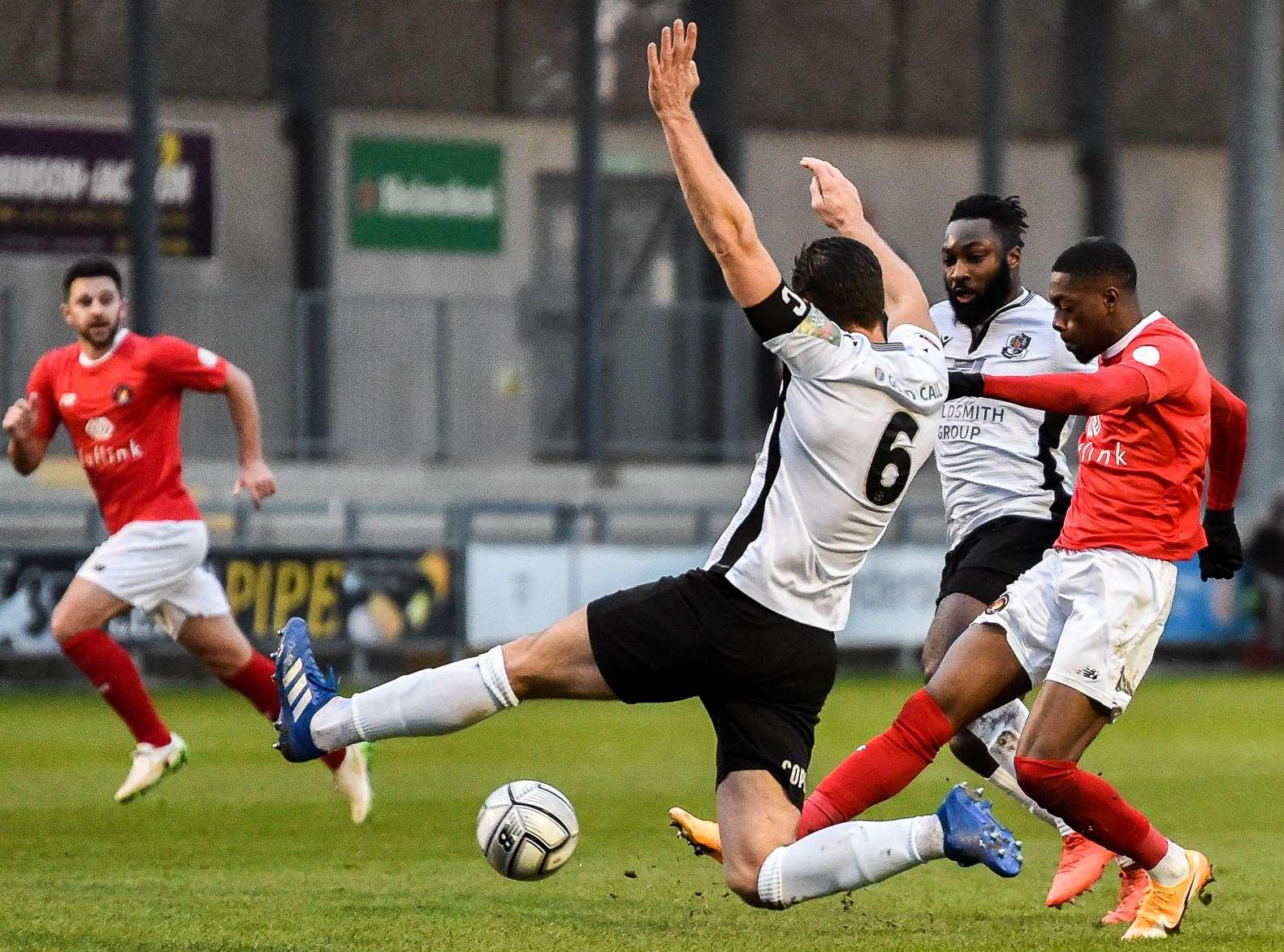 Rakish Bingham goes for goal at Dartford. Picture: Dave Budden (43794876)