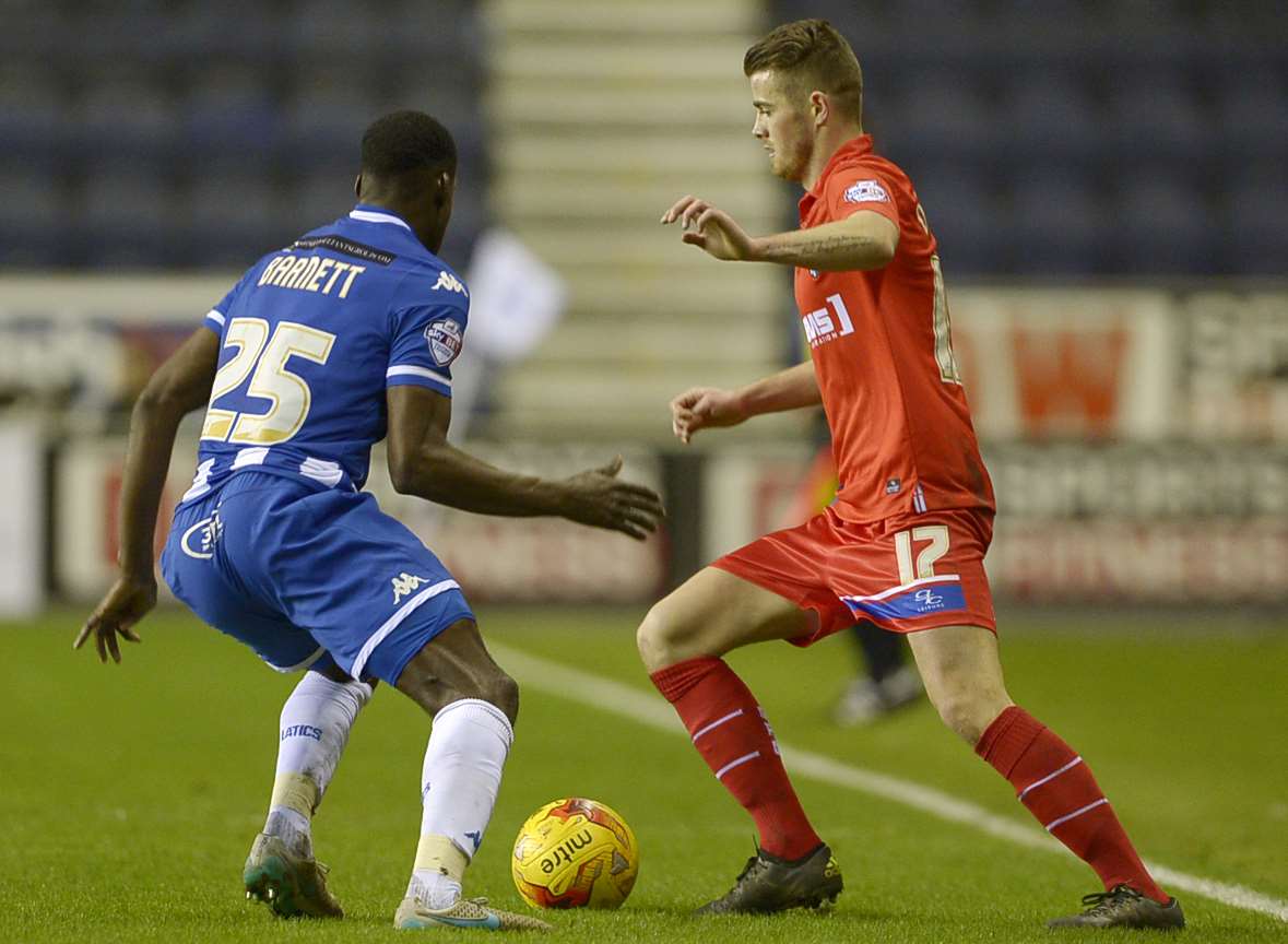 Gills' Rory Donnelly takes on Leon Barnett. Picture: Barry Goodwin