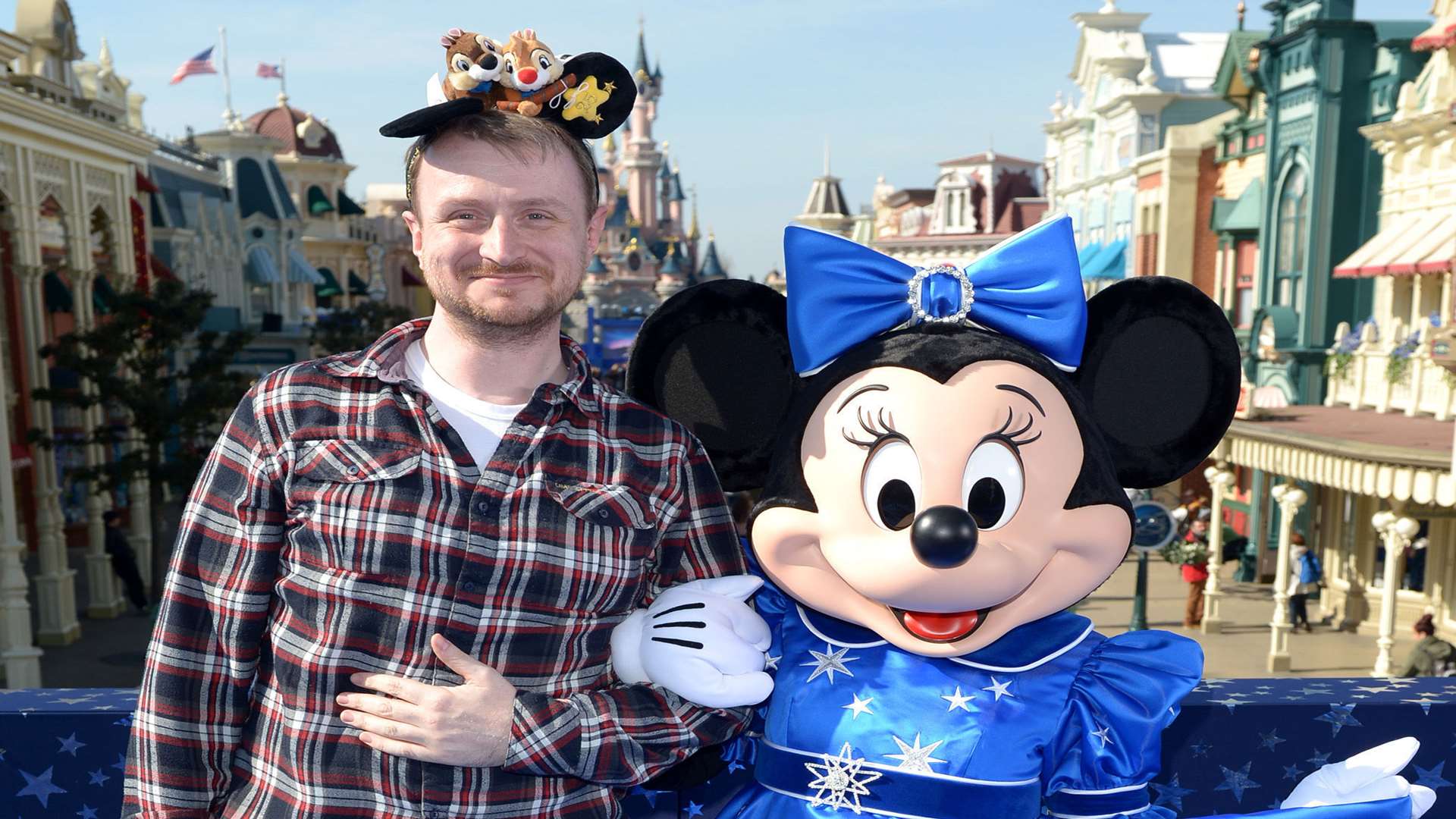Damon Smith with Minnie Mouse