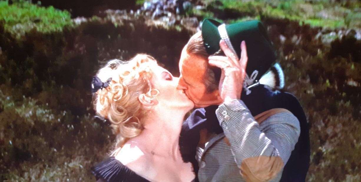 David Niven as Bond grants Deborah Kerr her dying wish