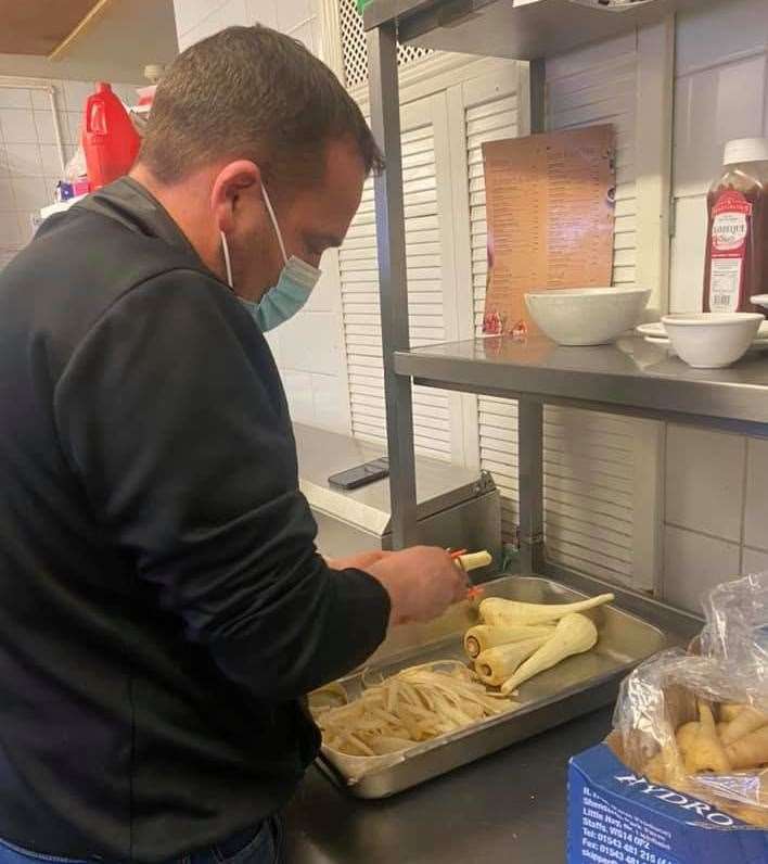 Landlord Steve Powell preparing meals for those who spent Christmas alone due to Covid-19