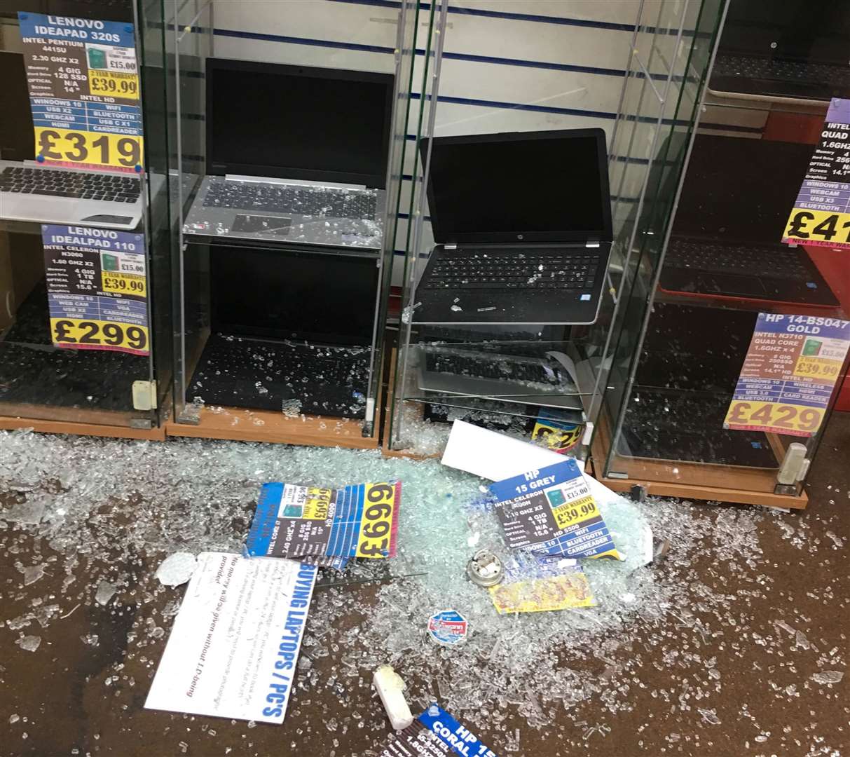 Police are continuing their investigation after Diskworld computer store in Dartford was targeted (14893744)