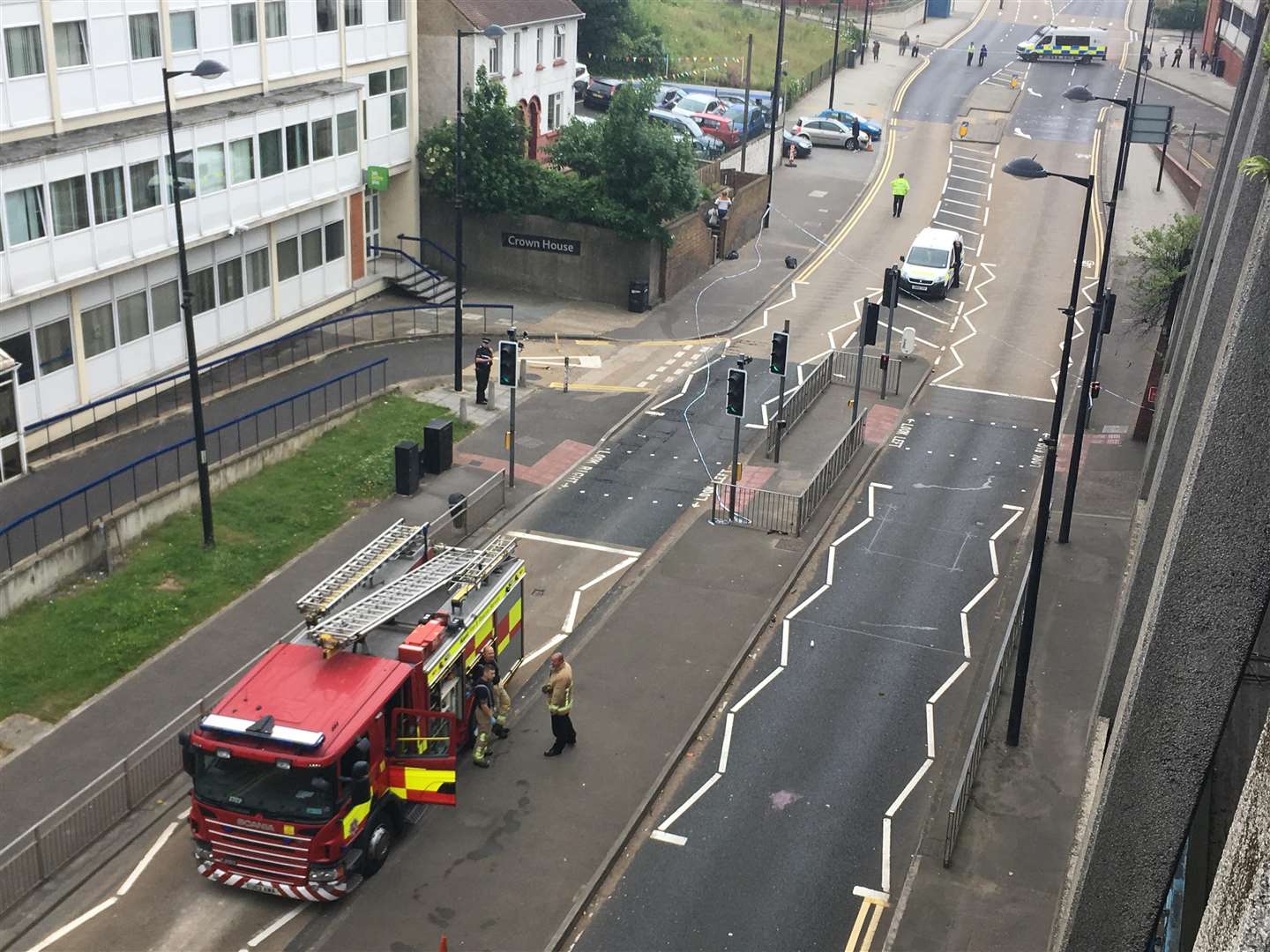 Fire Engines respond to the incident at the Pentagon Shopping Centre (2544406)