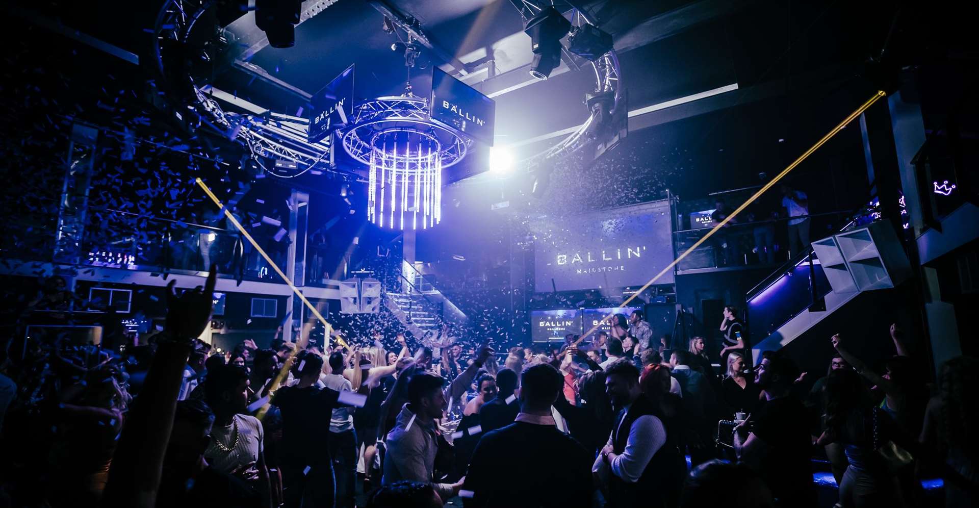 BALLIN' Maidstone is a gaming and live sports destination, food outlet, cocktail bar and nightclub all in one!