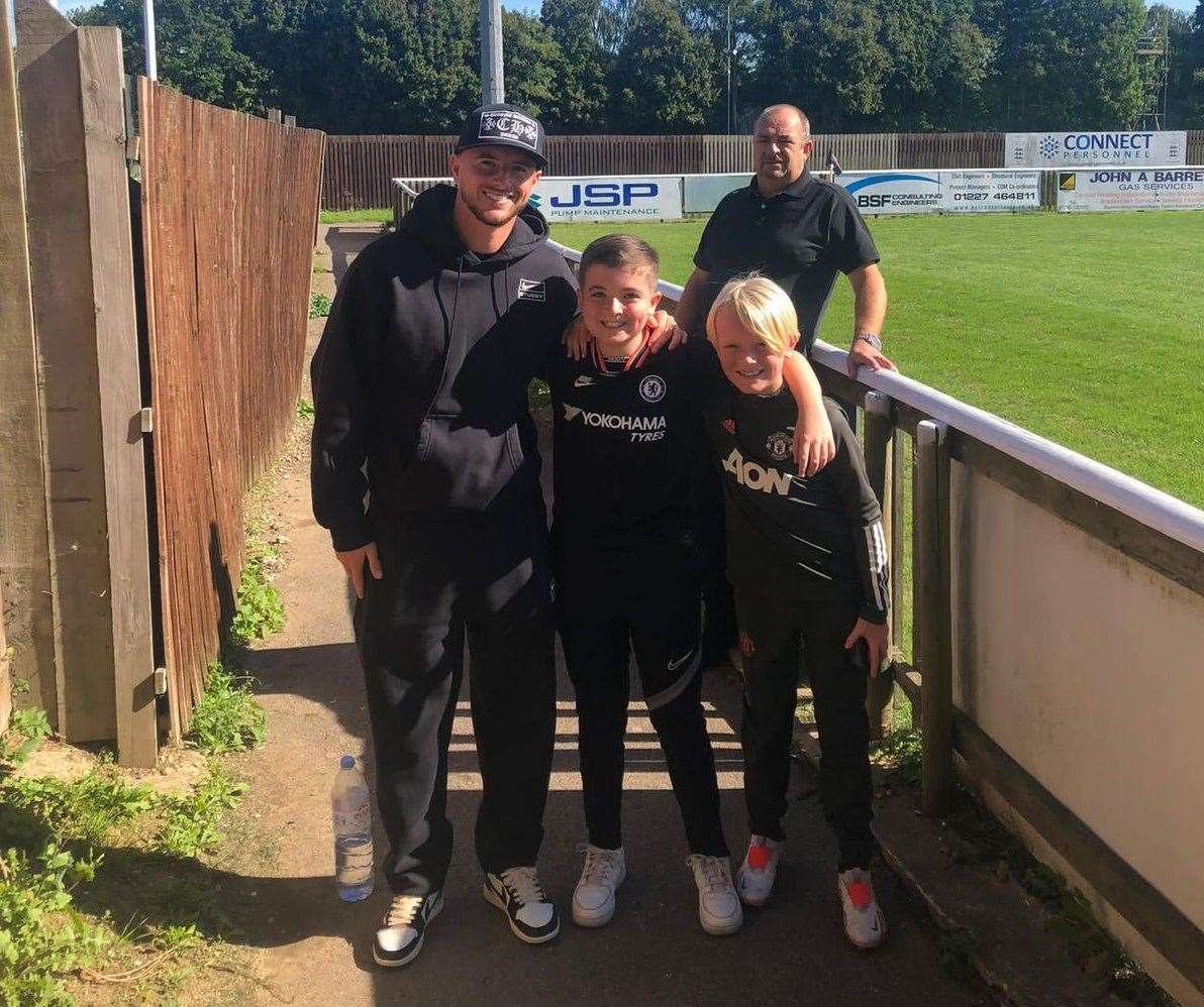 Chelsea and England midfielder Mason Mount pictured at Faversham Town F.C alongside Calum Queen and George Boyle