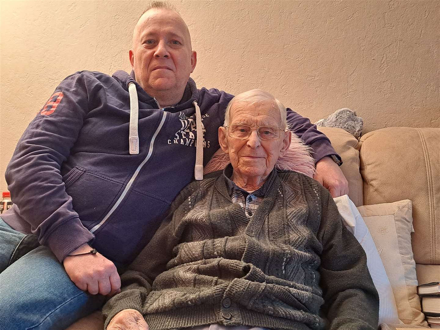 Bill Horn with his grandson Peter Booker (60544396)