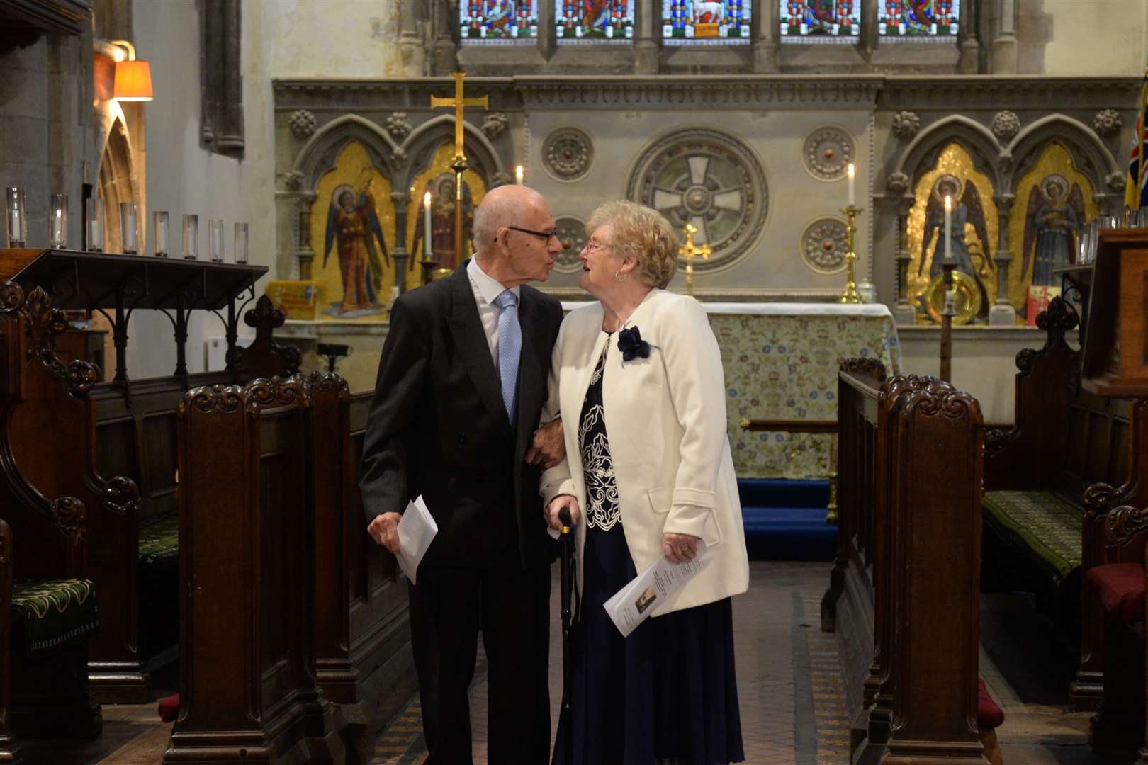 Bill and Jean Ashworth renewing their wedding vows