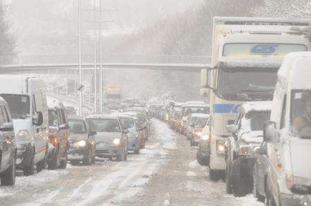 Traffic grinds to a halt in snowy conditions in Kent