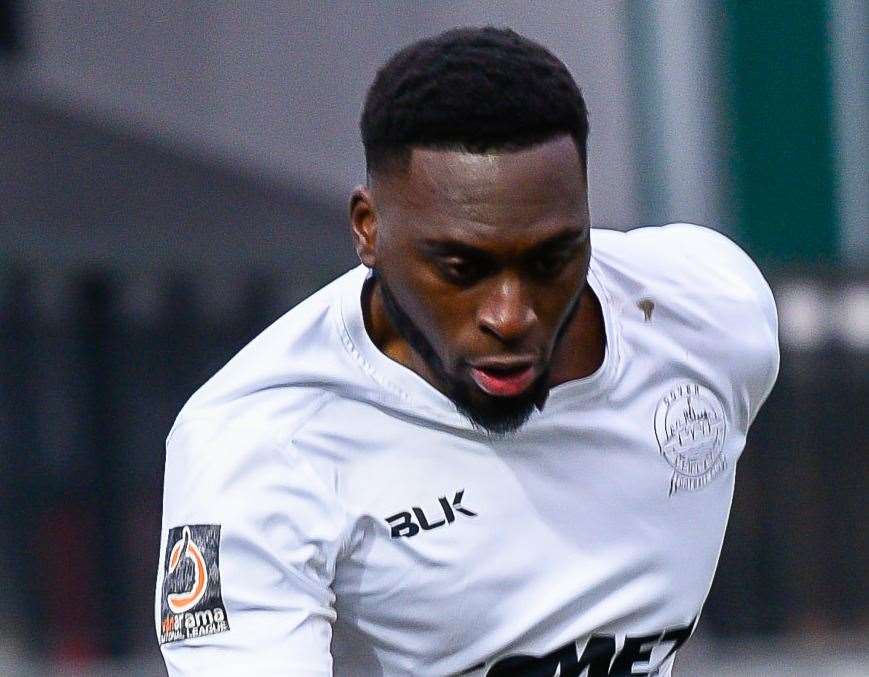 Dover boss Andy Hessenthaler praises Inih Effiong after 0-0 draw with ...