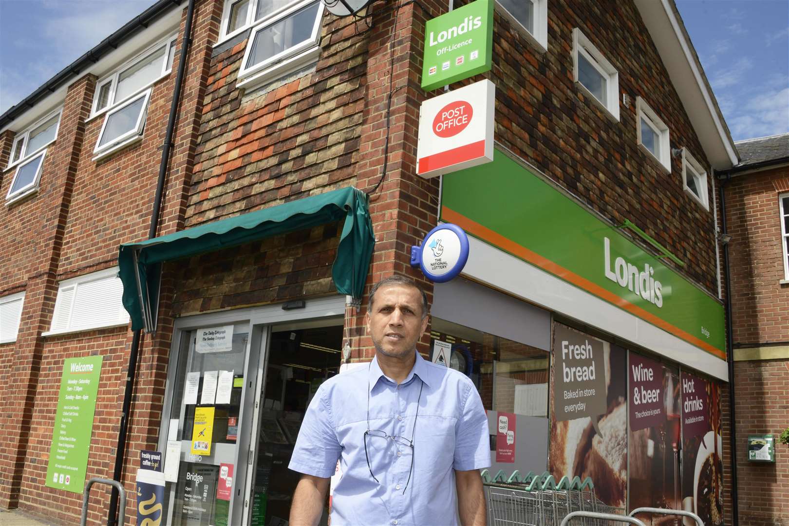 Bridge Londis store. Ranjit Dhaliwal is closing his loss making Post Office franchisePicture: Paul Amos (2477871)