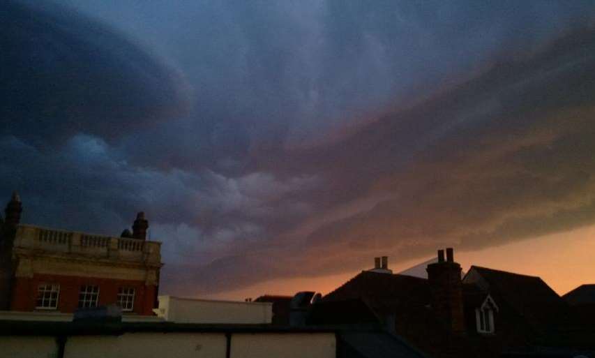 The skies above Whistable, Picture via @bgstrowger