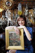 Antiques Roadshow host Fiona Bruce