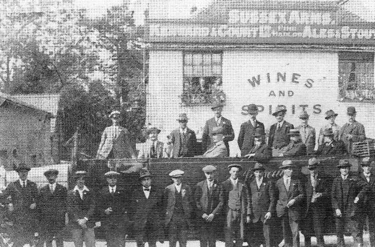 An outing from the Sussex Arms in Tunbridge Wells. Date unknown. Picture: dover-kent.com