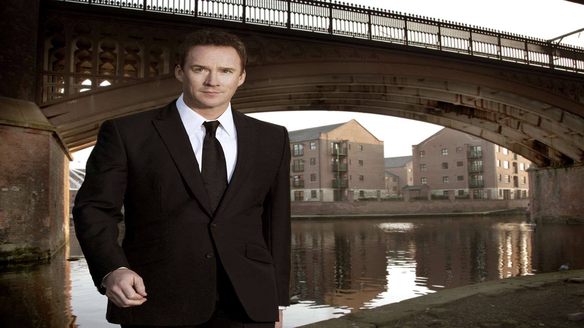 Russell Watson started out in working men's clubs in the 1990s