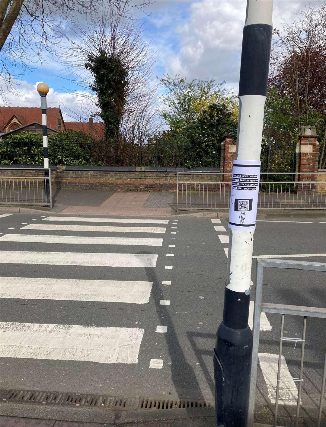 The crossing outside West Hill Primary Academy in Dartford Road, Dartford. Photo credit: Garry Turner
