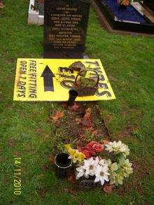 Rob Jarman and his wife Marylin were horrified to see grave diggers had dug up their relative's grave