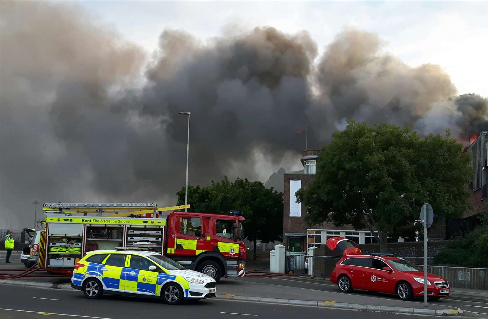 The second fire caused huge thick smoke