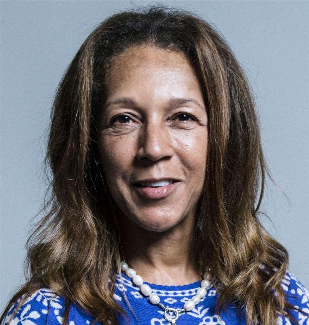 Helen Grant - UK Parliament official portraits 2017. (34601557)