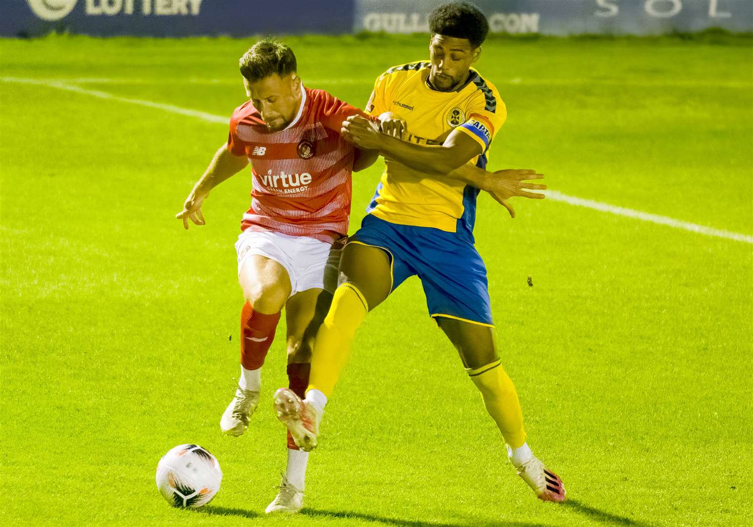Right-back Luke O'Neill tries to move forward during Ebbsfleet's National League South win over St Albans City. Picture: Ed Miller/EUFC