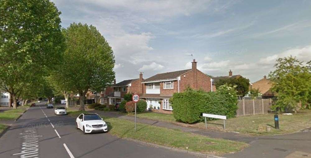 A bomb disposal unit was called to Hildenborough Crescent this evening. Picture: Google street view