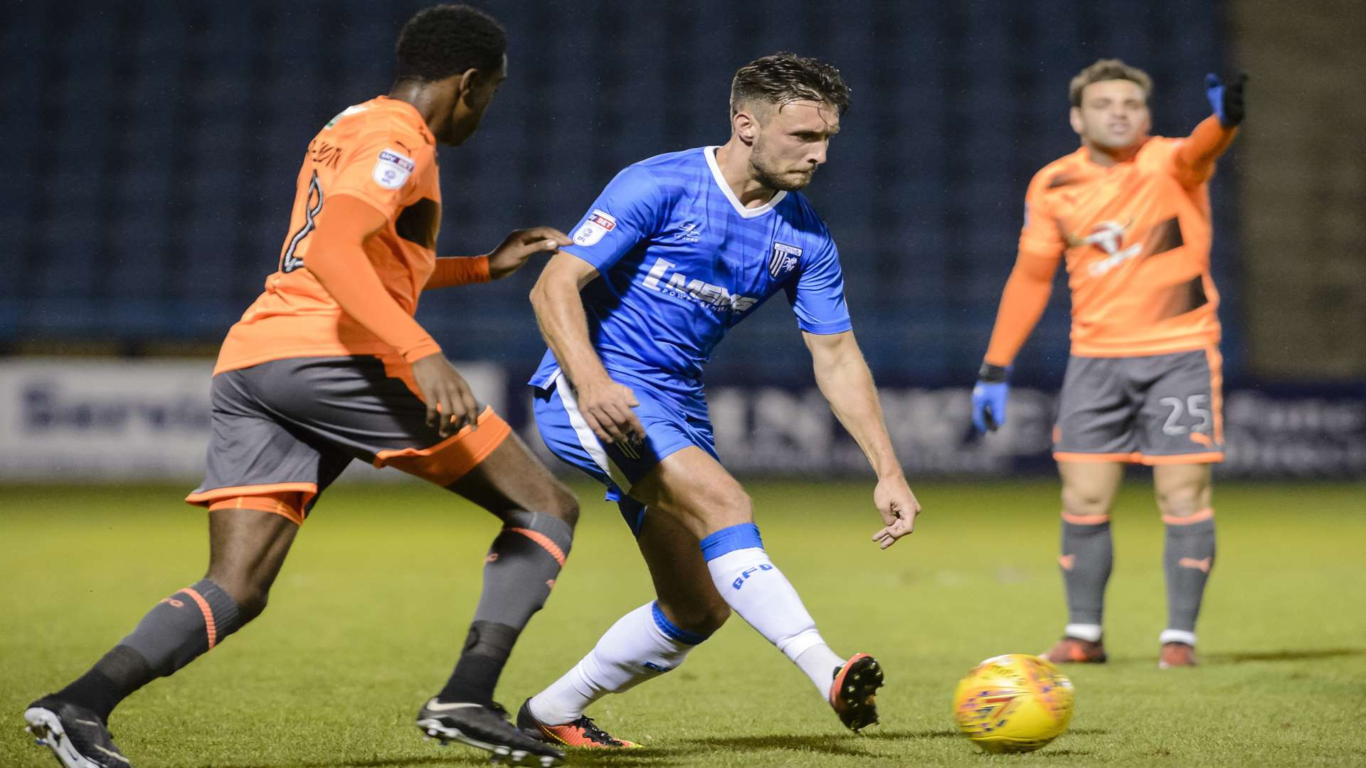 Luke O'Neill starts a Gills attack Picture: Andy Payton