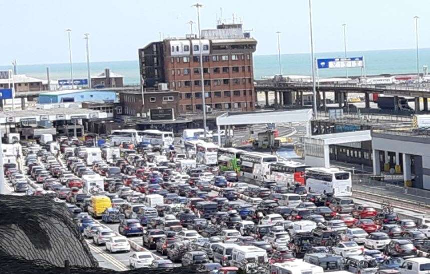 Holidaymakers facing long queues at the Port of Dover
