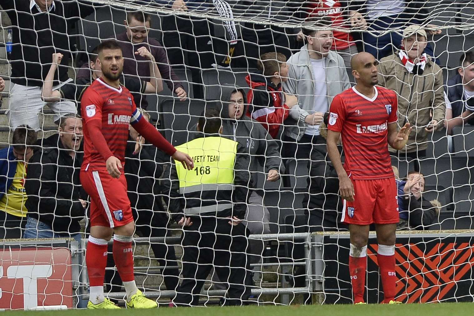 Despair for skipper Max Ehmer and Rehman after Dons snatch the three points Picture: Ady Kerry