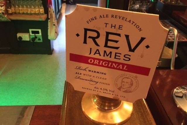 There was a good selection of different beers available on tap – ranging from Copper Top, 4.1%, from Old Dairy Brewery to the Rev James at 4.5%
