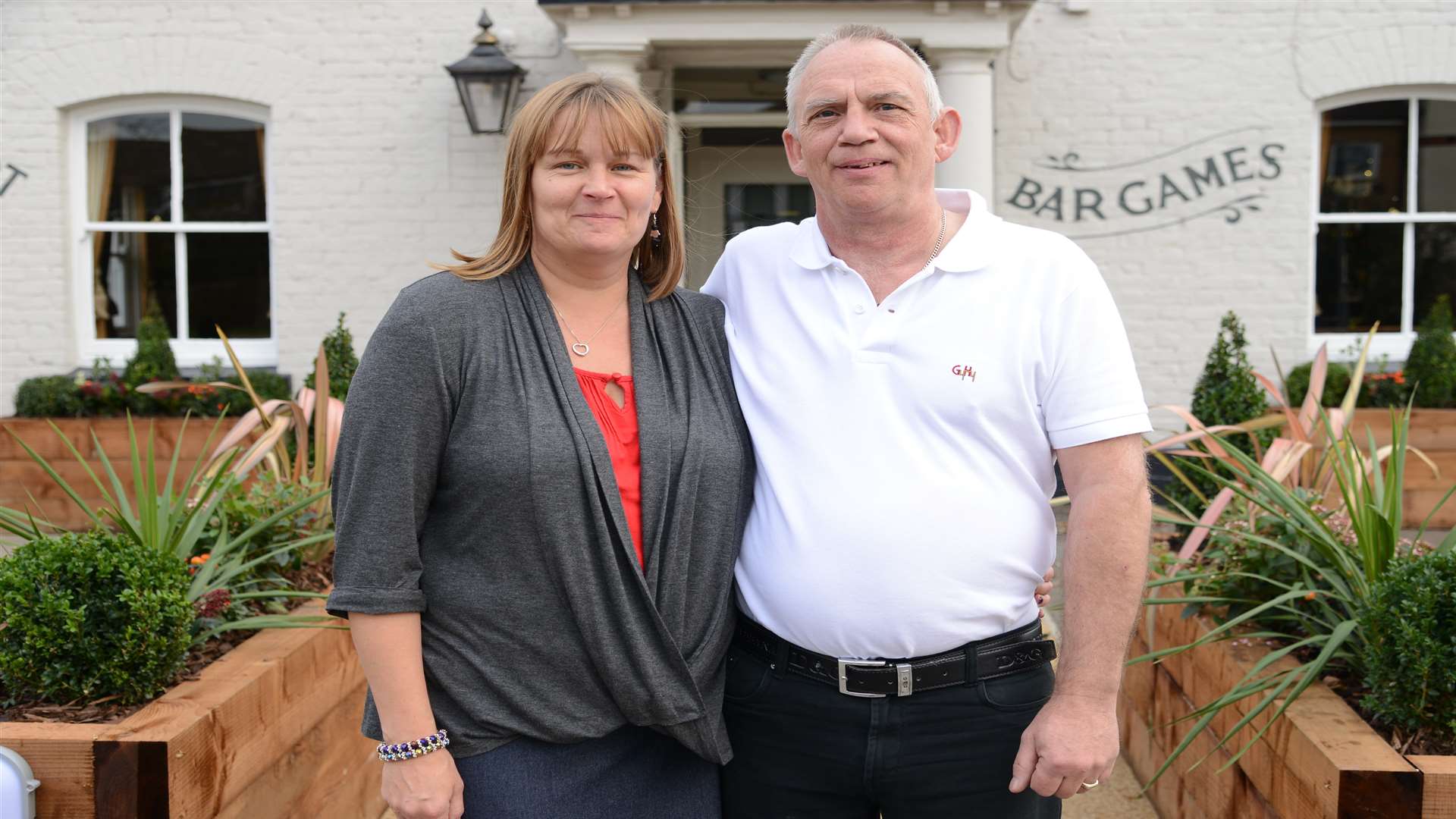 Licensees Sara and Dave Jones and their customers helped the victim and called an ambulance