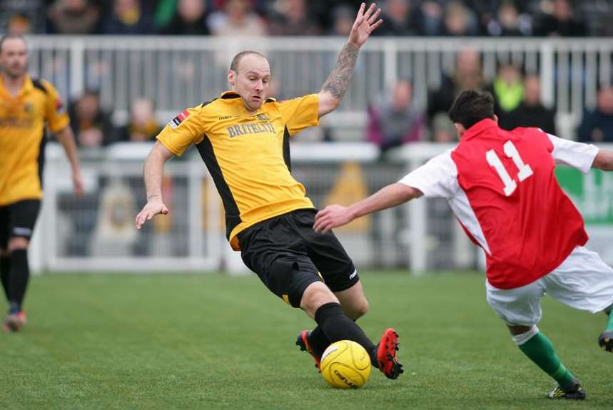 Stones skipper Steve Watt wants his side to grab their chance of promotion with both hands Picture: Martin Apps