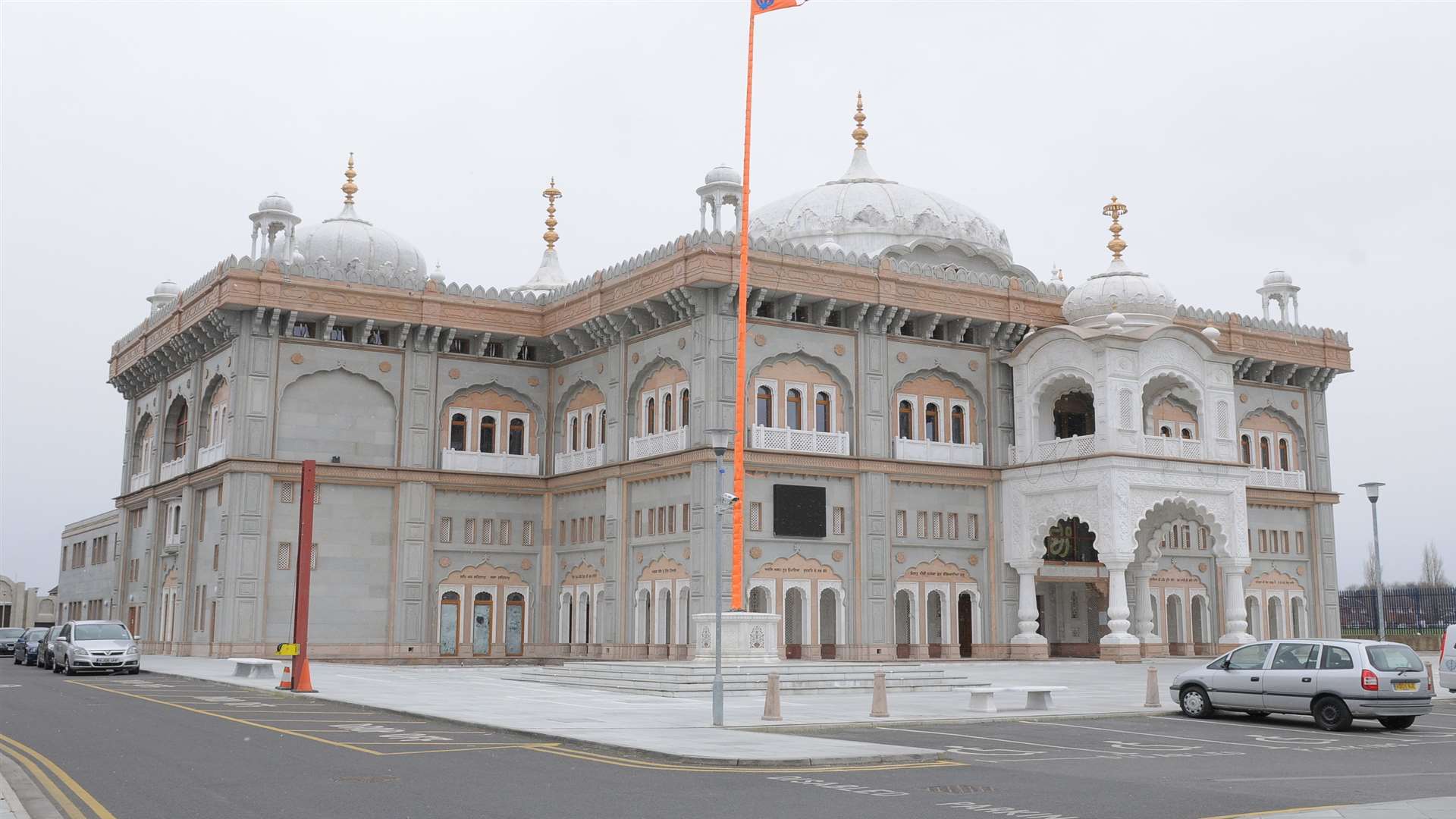 Guru Nanak Darbar Gurdwara, Gravesend