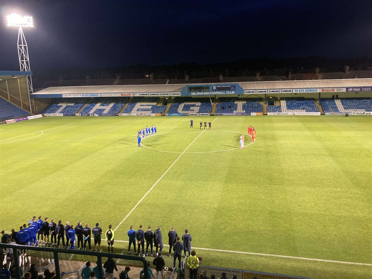 There was a minute’s silence prior to kick-off in memory to those who died following a crush at the Kanjuruhan Stadium in Indonesia on Saturday. Defender Elkan Baggott was back in the Gills team a week after playing for the country in an international friendly (59774126)