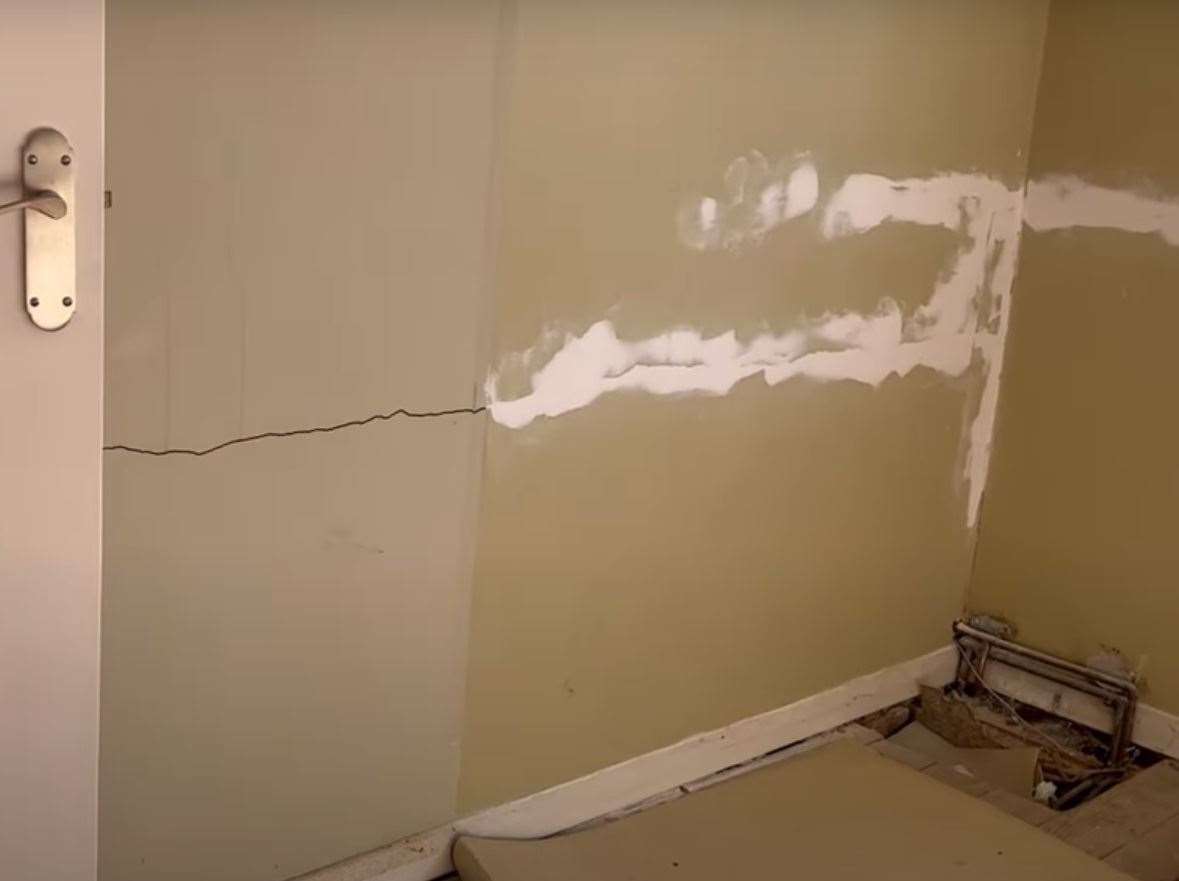 A large crack along one of the bedroom walls in 58 Victoria Road, Broadstairs. Picture: SellProp Auctions / YouTube