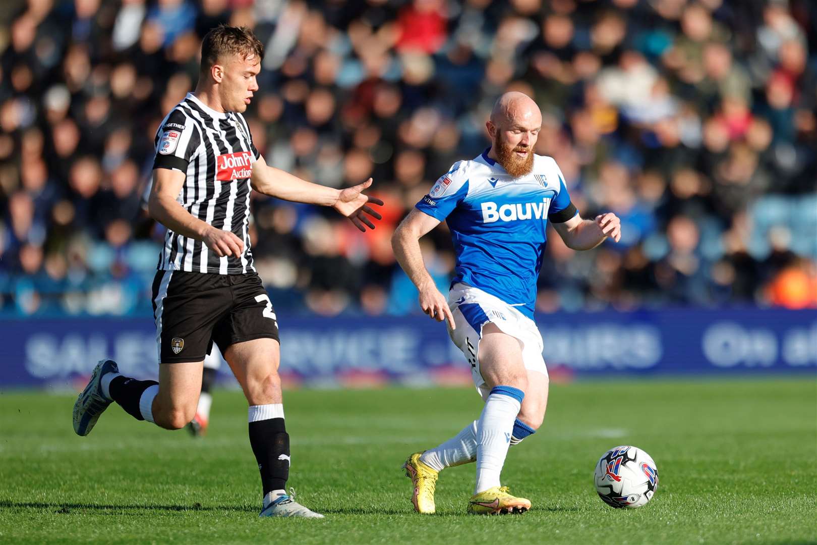 Jonny Williams was back in the starting eleven on Saturday Picture: @Julian_KPI