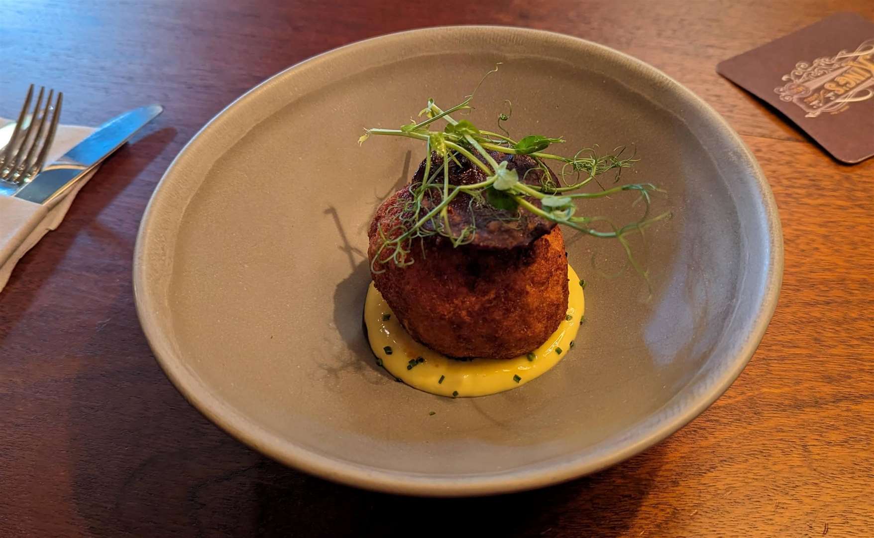 The scotch egg at the Kings Arms was worth the walk to reach it