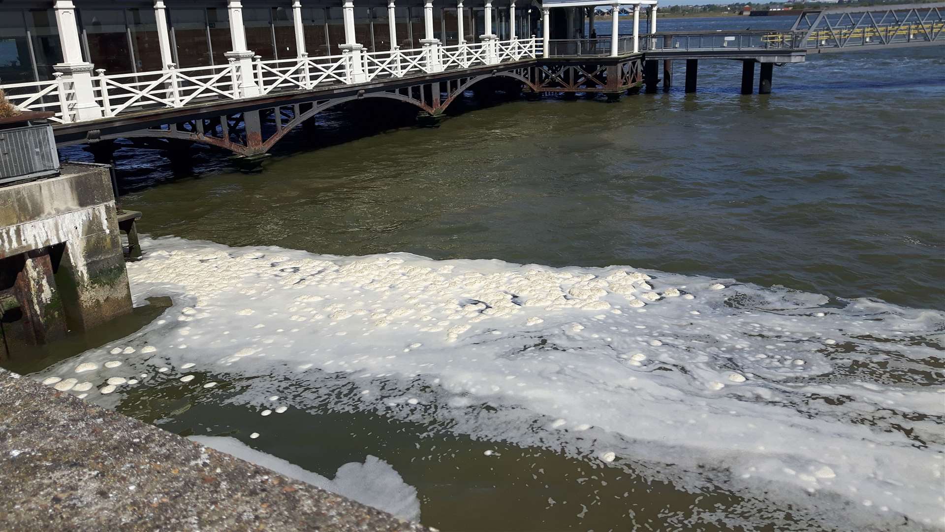 Foam at the side of the river near Gravesend (10273205)