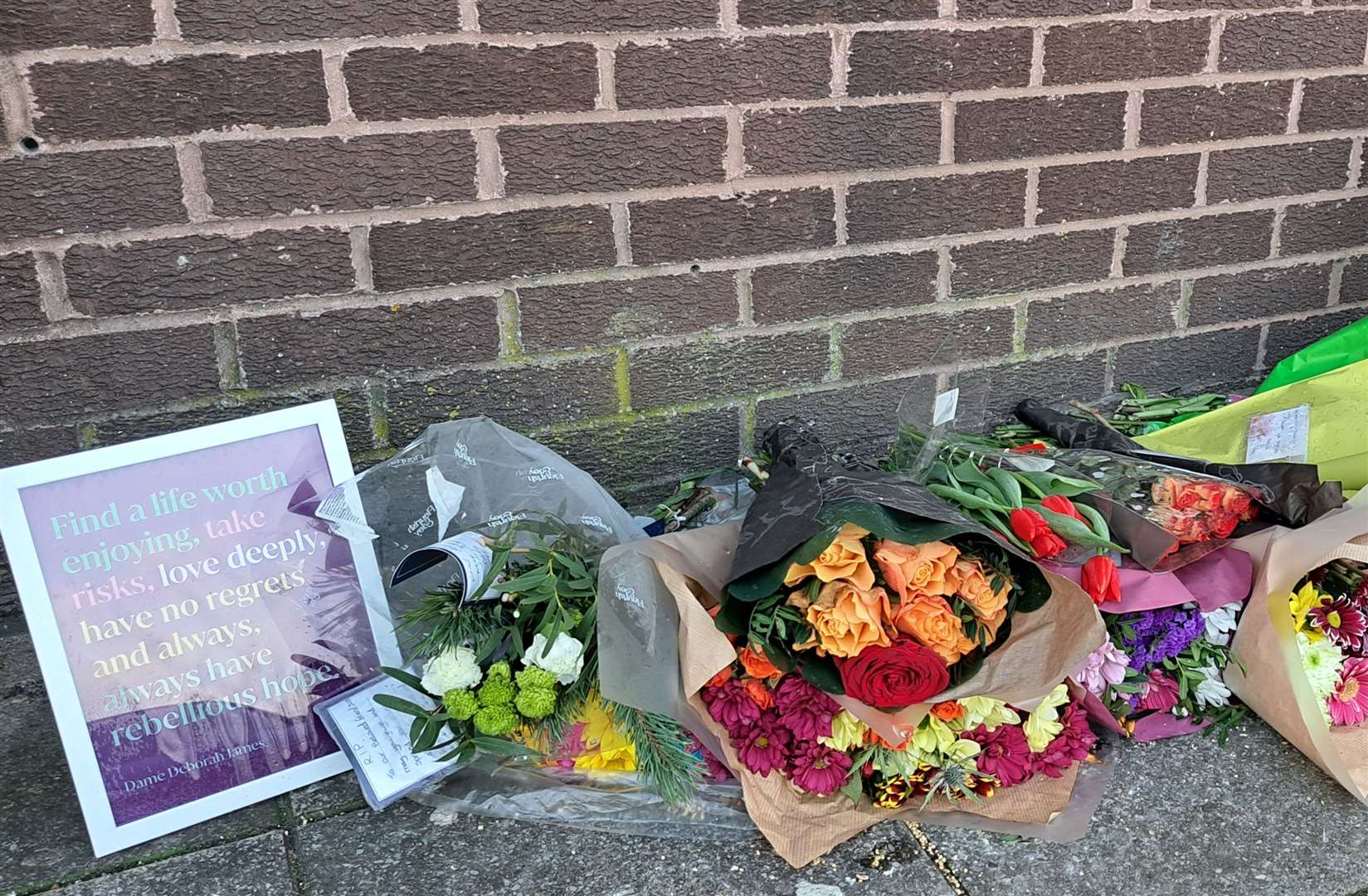 Tributes have been left for homeless man Scott Flisher, who used to sit outside the M&S store at Strood Retail Park with his beloved French bulldog, Buddy.