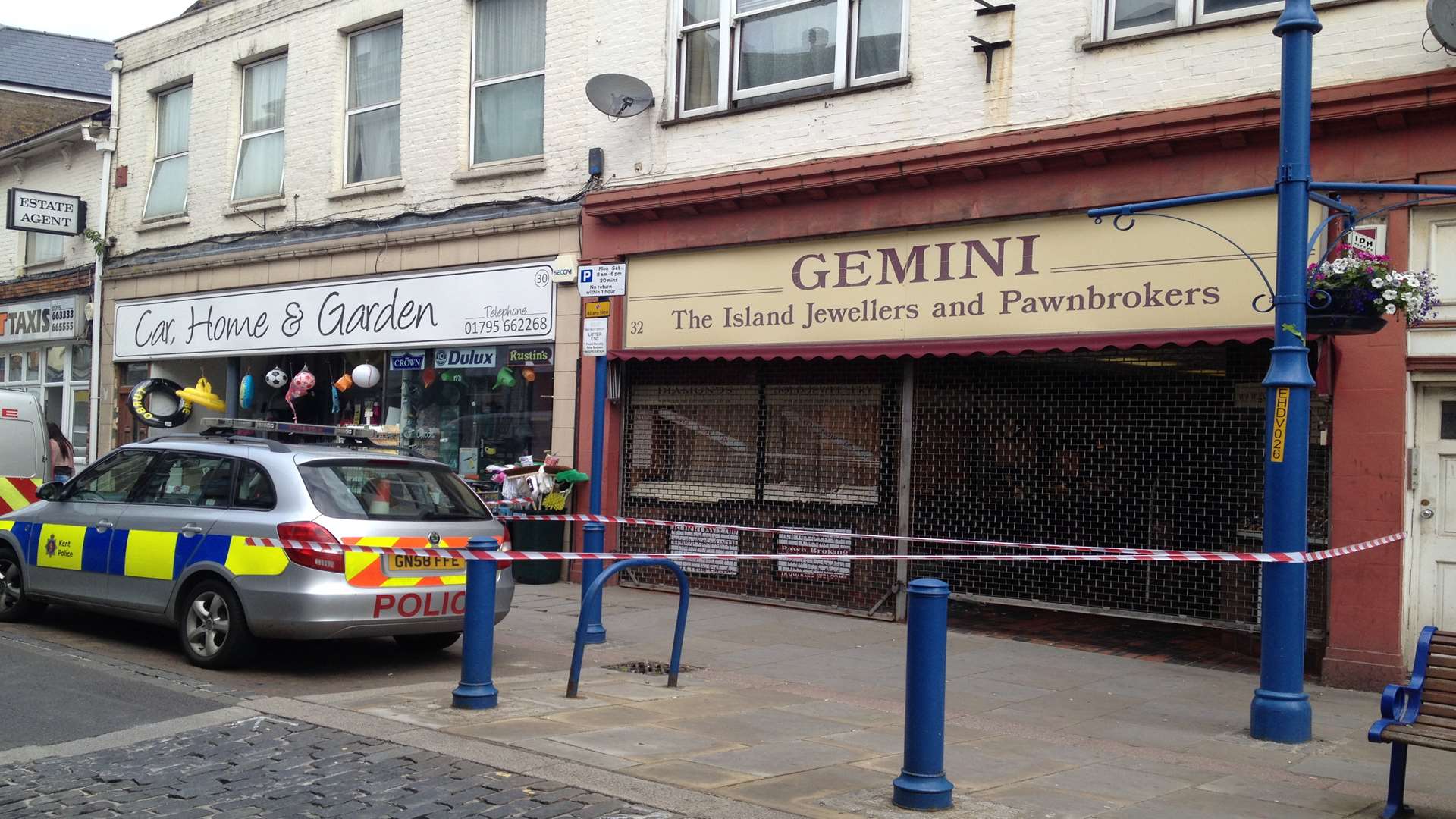 Police taped off Gemini Jewellers in Sheerness High Street
