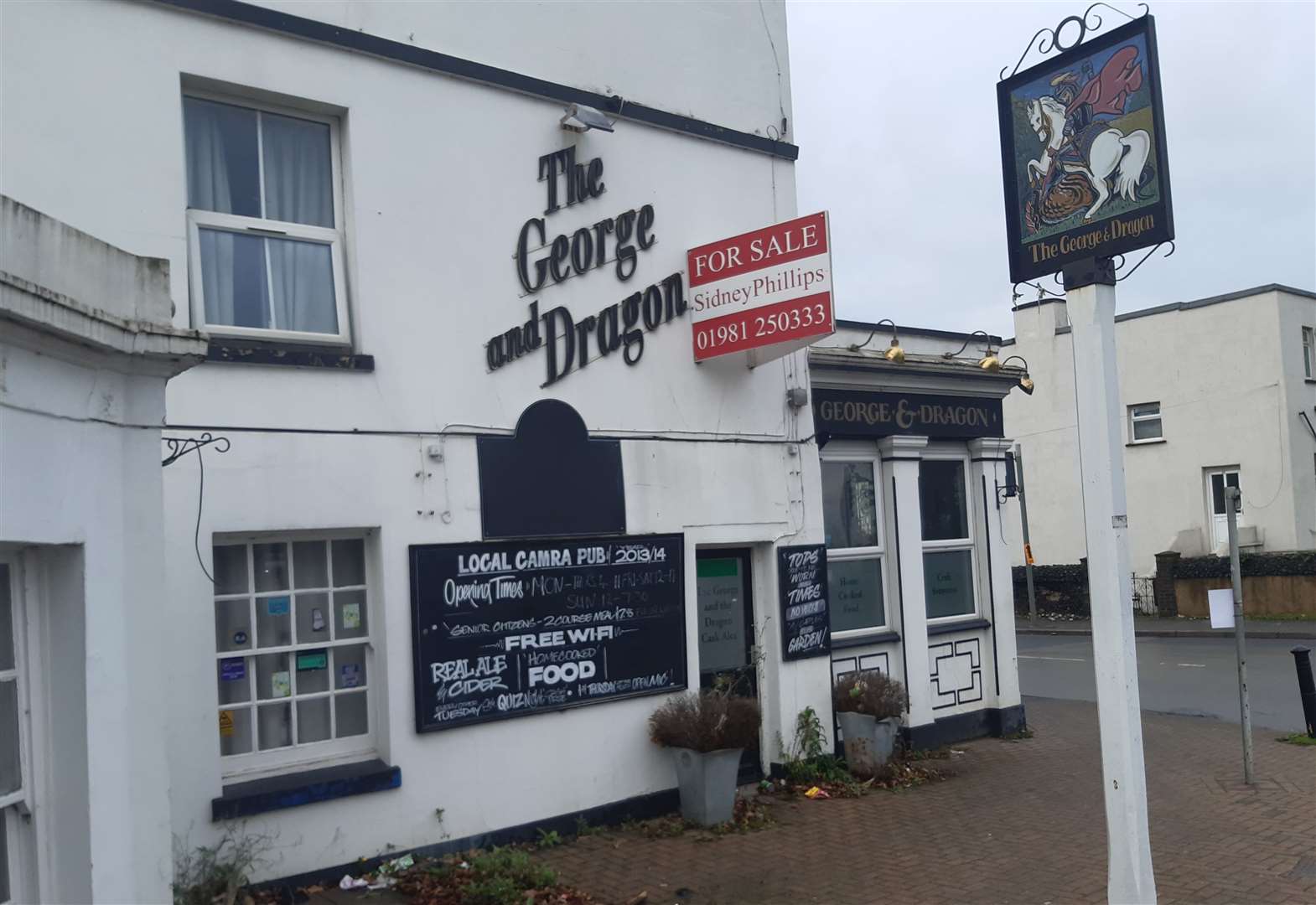 The George and Dragon Pub in Swanscombe has been on the market for many years without success