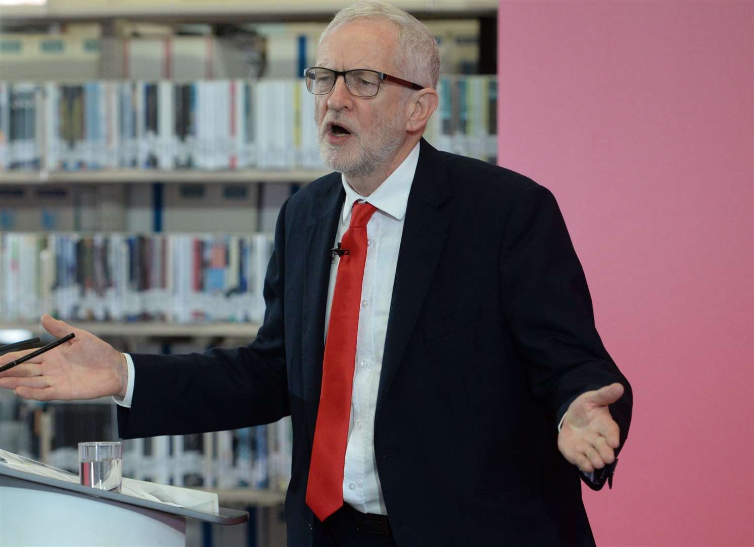 Jeremy Corbyn in Medway to launch the Labour manifesto ahead of the European elections Picture: Chris Davey
