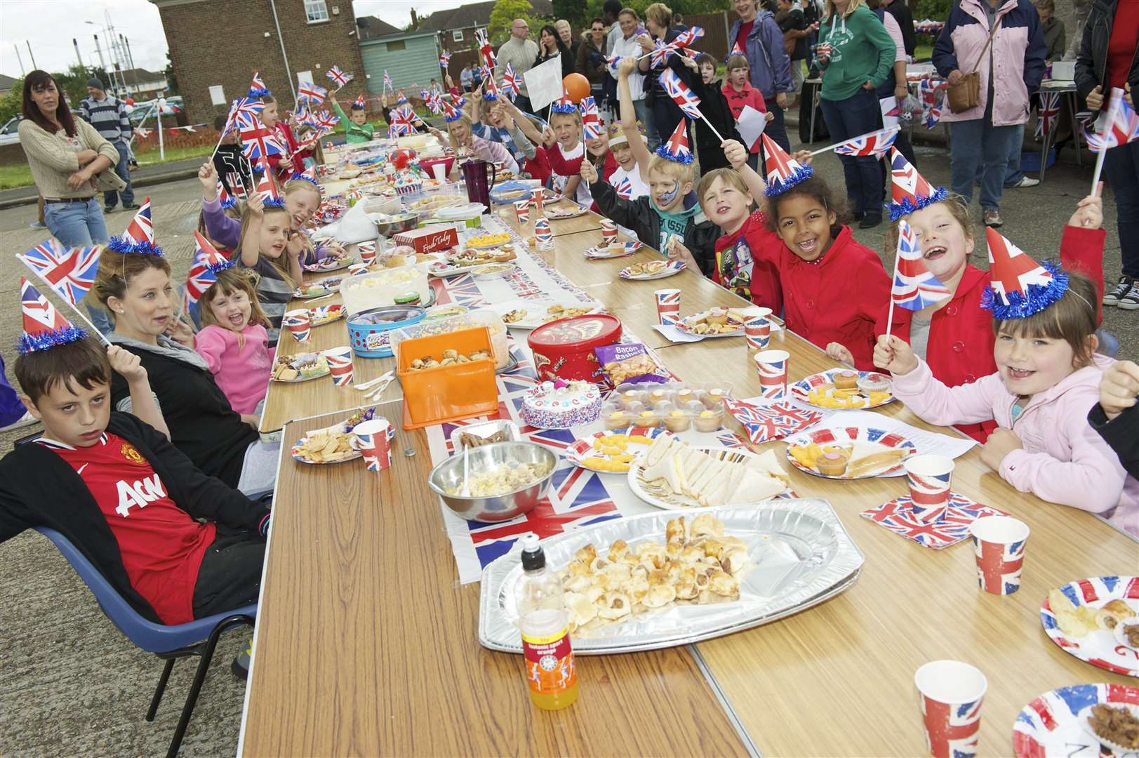 Jubilee party tables for the Queen's Diamond Jubilee celebrations at The Square, Ridham Avenue, Kemsley. Picture: Andy Payton