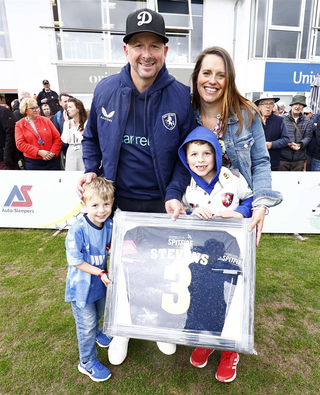 Darren Stevens with his now-retired number three Kent shirt alongside sons Flynn and Leo and wife Katie. Picture: Max Flego Photography