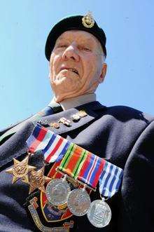 Herne Bay D Day veteran, Arthur Thompson (47 Marine Commando)