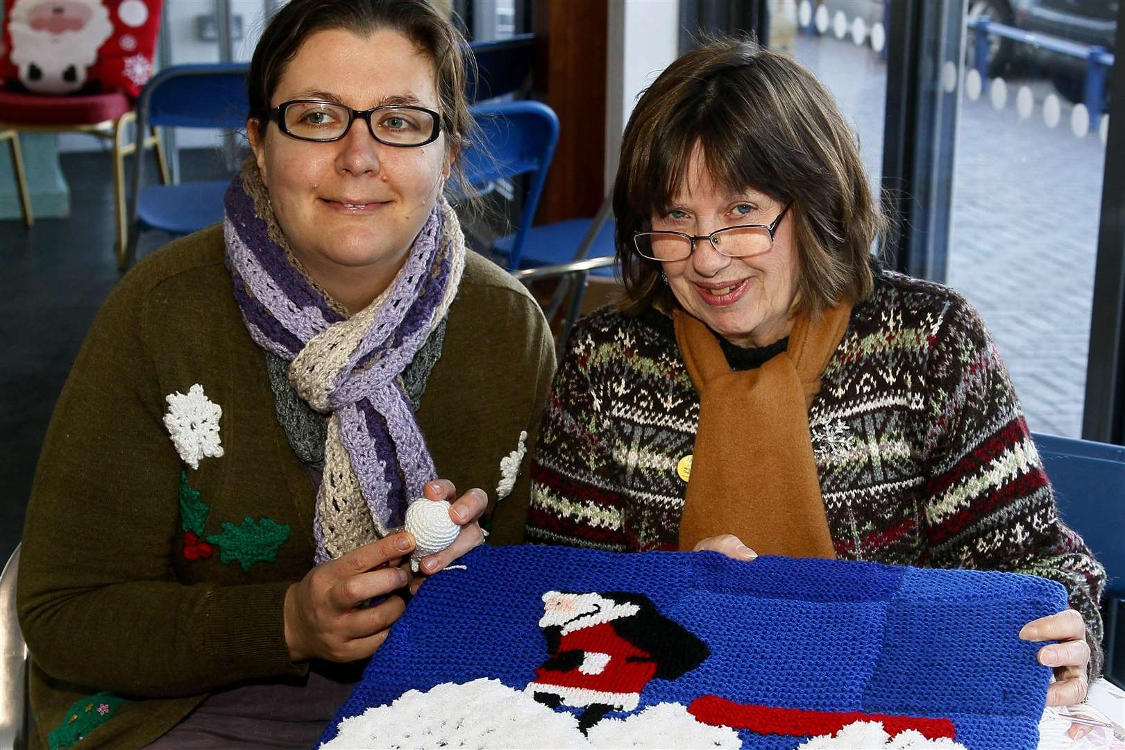 Sarah Childs and Susan Gower from Gravesham Urban Knitters at the Creative Christmas event