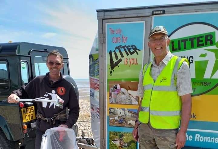 Wayne Dixon and Eric Brown at the unveiling of the new litter picking trailer in Littlestone (14100955)