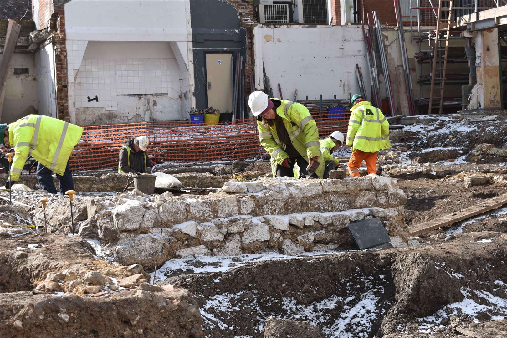 Medieval walls being cleaned (3118416)