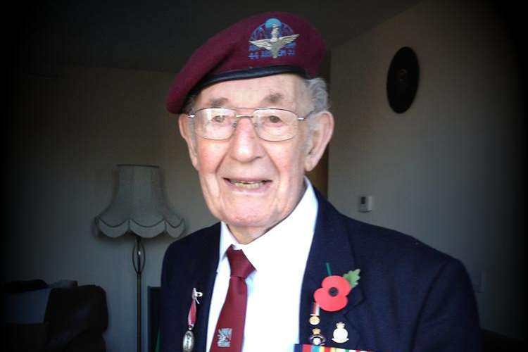 Arnhem veteran Leonard Hoare has passed away