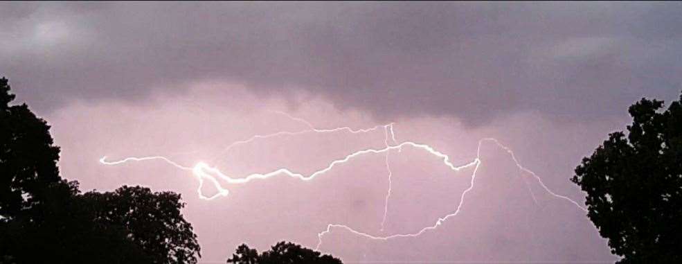 Lightning in Kent this morning. Picture: Simon Bates