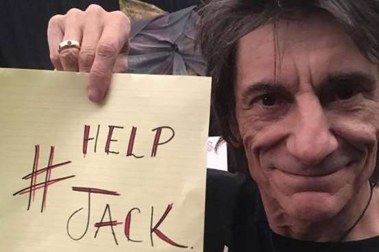 Ronnie Wood shows off the campaign hashtag. Picture: Helen Gawor